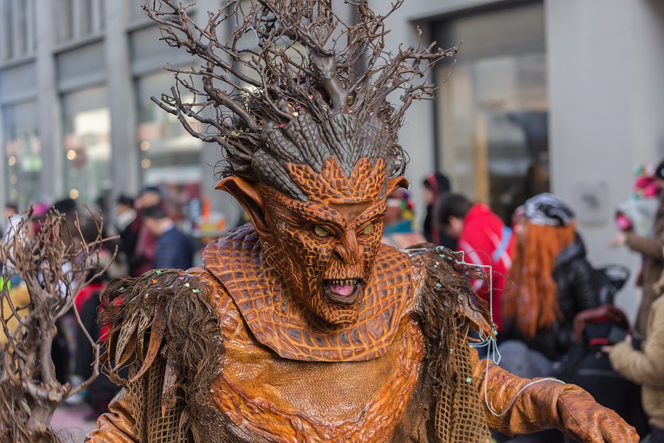 Koronawirus w NL: 35.729 zakażeń, 4.177 ofiar śmiertelnych, reakcja na zagrożenie spóźniona o 12 dni? 12 carnival 787079 960 720