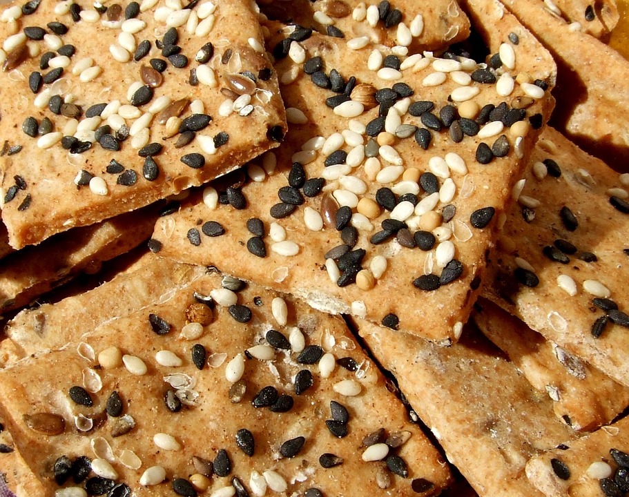 Produkty 'volkoren' to bujda. Konsumenci w Holandii są nabijani w butelkę! 11 crackers 99657 960 720