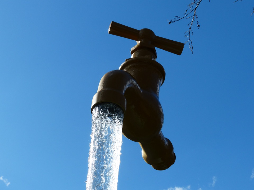 Dlaczego w Holandii piją wodę prosto z kranu? 16 faucet 113399 960 720