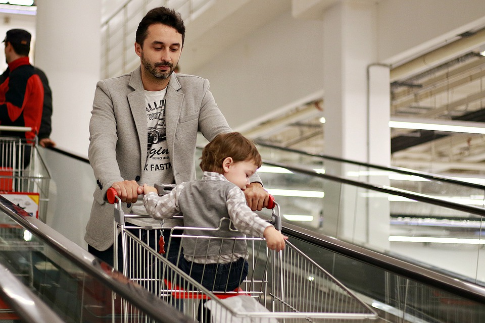 Koronawirus w Holandii: 80% zakażonych zamiast siedzieć w domu pląta się po sklepach! 8 escalator 4525063 960 720