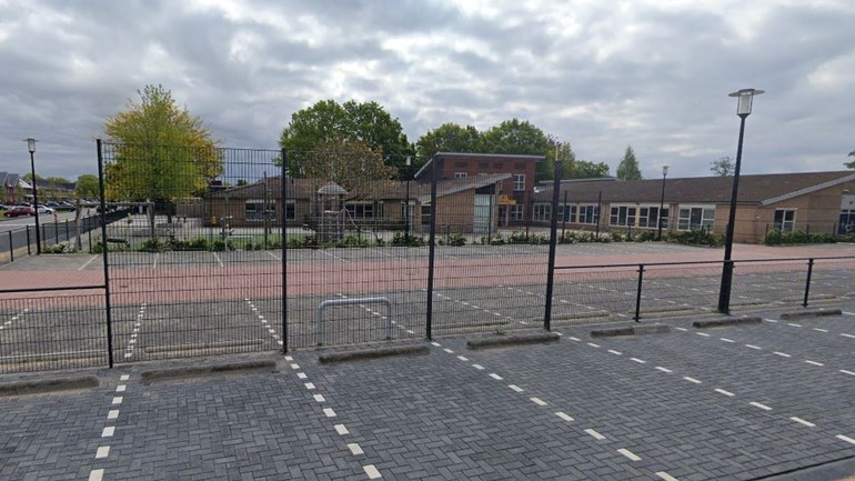 De school aan de Saparua in Barneveld Foto Google Streetview