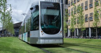 Holandia tramwaj autobus koronawirus 2020