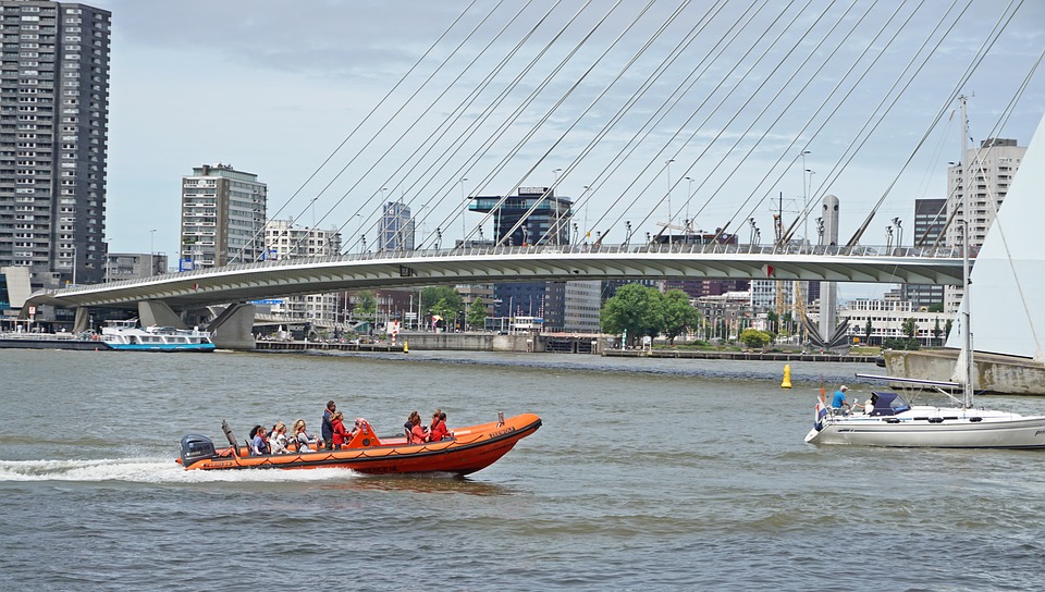 Rotterdam: Katastrofa techniczna na Erasmusburg. Most zamknięty! 9 rotterdam 3496088 960 720