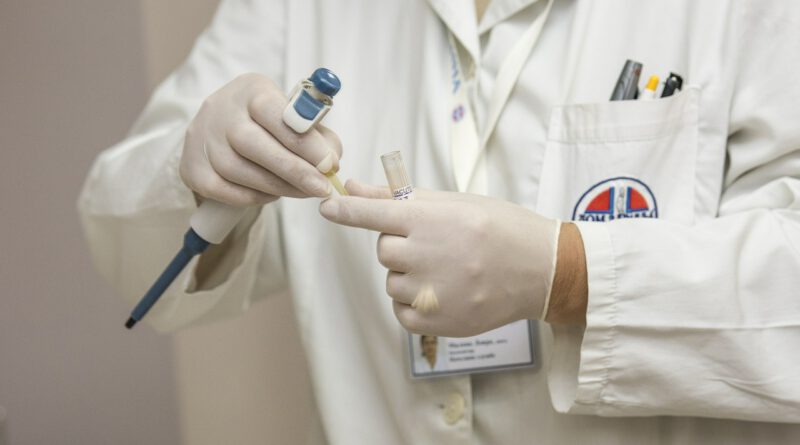 Holandia grypa szczepienie problem brak szczepionek jesień 2020
