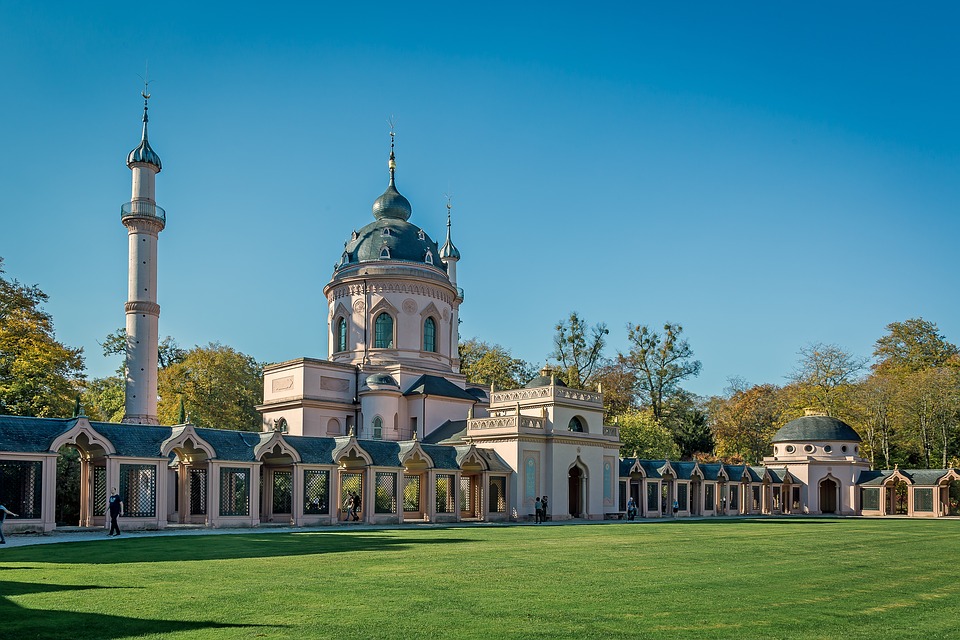 Holandia: W świątyniach rozprzestrzeni się wkrótce i 'słowo boże' i... koronawirus 8 schwetzingen 3749537 960 720
