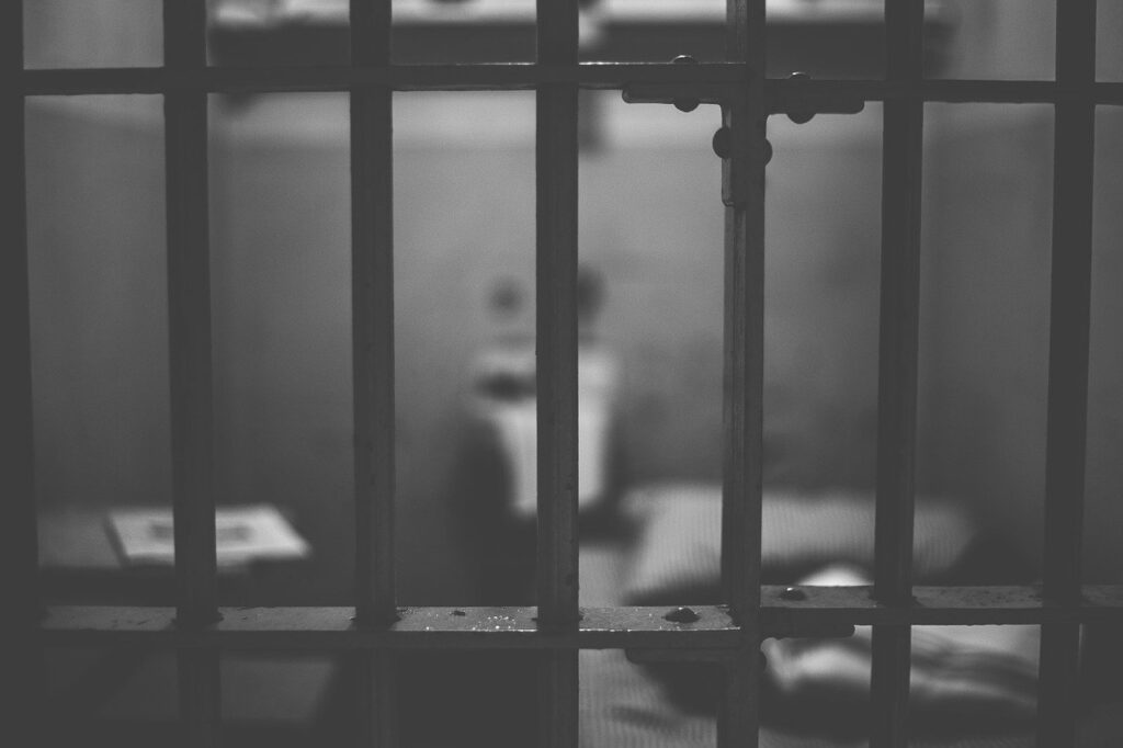 Zamieszki w Holandii: Wojsko (na razie) nie pomoże, a co wolno Policji? 8 prison 553836 1280