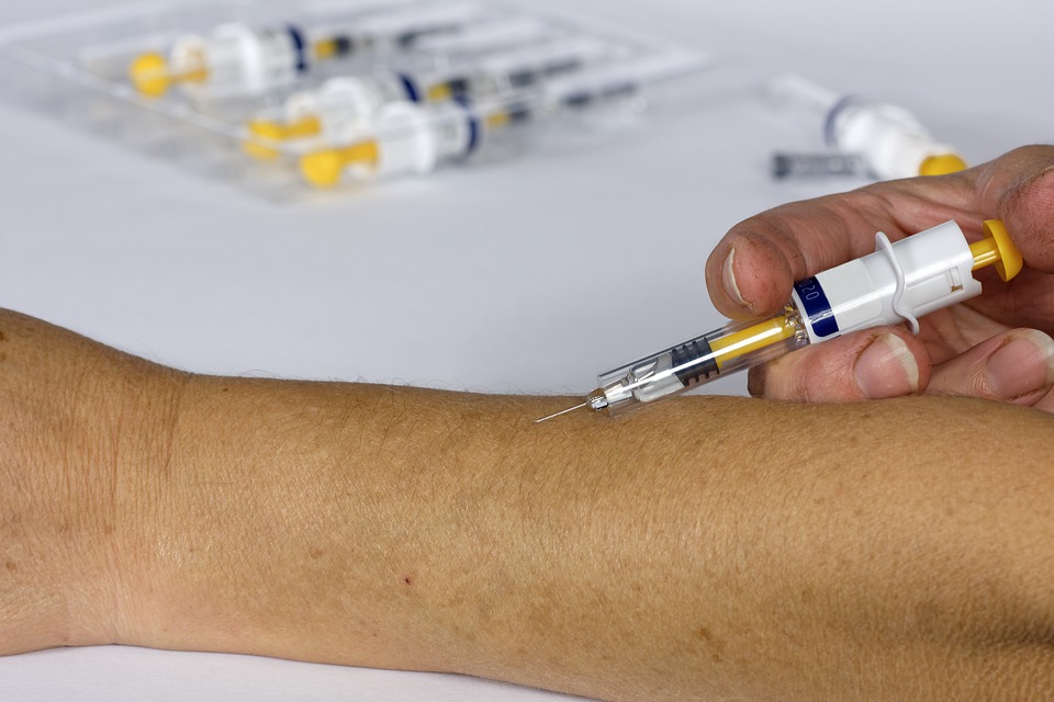 Koronawirus w Holandii: Pierwsze szczepienia 6 stycznia 9 syringe 4516441 960 720
