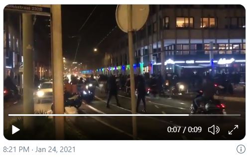 To jak wojna domowa! Brutalne starcia z Policją w całej Holandii! 10 w2