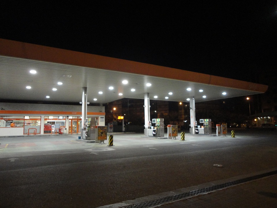 Tańsze tankowanie, czyli 5 sposobów jak zaoszczędzić na kosztach paliwa w NL 8 gasilinera 74444 960 720