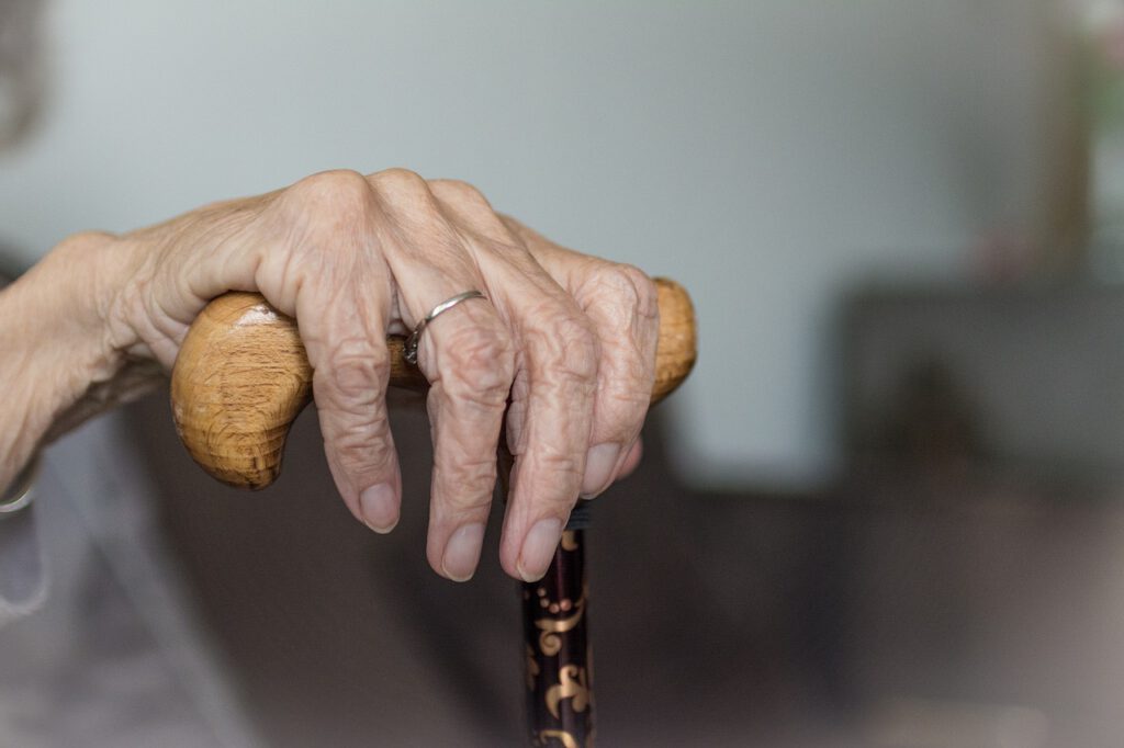110 lat życia: Nigdy nie miała makijażu i nie brała żadnych lekarstw! 10 hand 3672958 1280
