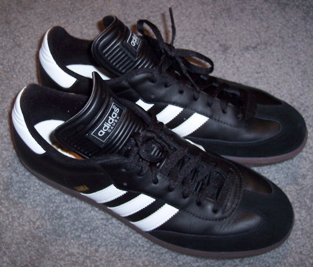 To “było to”! Ale… kto teraz o tym pamięta? 9 1024px Adidas Samba sneakers Originals branch