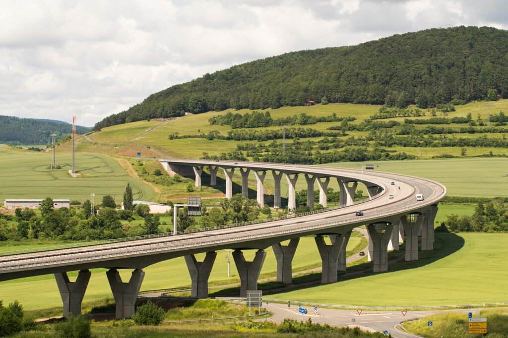 Holandia jest drugim najszybszym komunikacyjnie krajem Świata 9 highway 2211588 1280