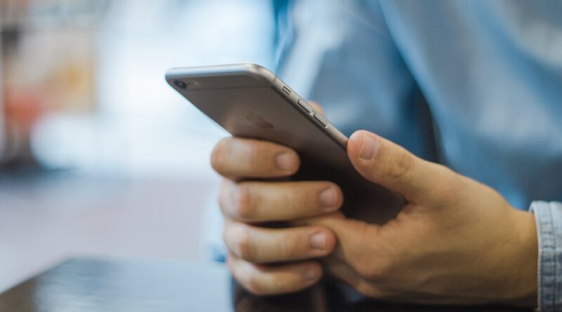 Holandia T-Mobile Tele2 Ben Simpel internet światłowód sprzedaż telefon