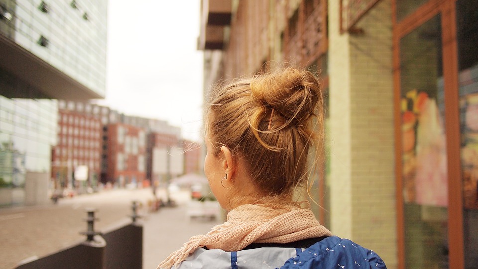 Nigdzie w €uropie nie pracuje się tak mało, jak w Holandii 3 girl 954377 960 720
