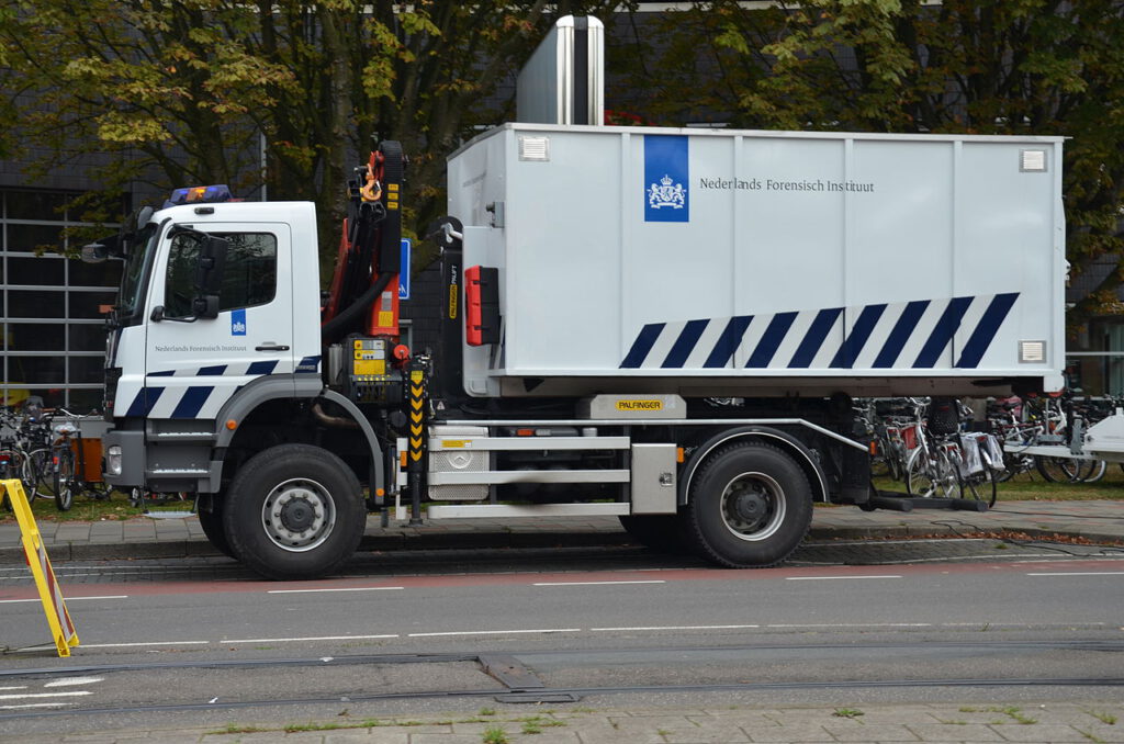 Nederlands Forensisch Instituut vrachtwagen