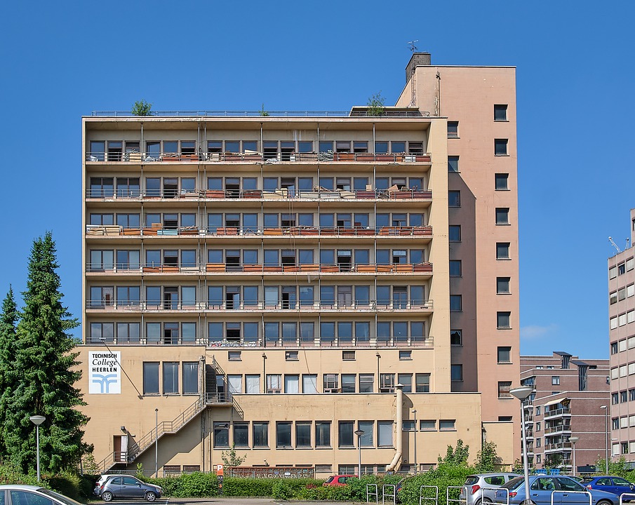 Nudzisz się w weekend? Oto 7 miast wartych odwiedzenia! 12 bed house 6335143 960 720
