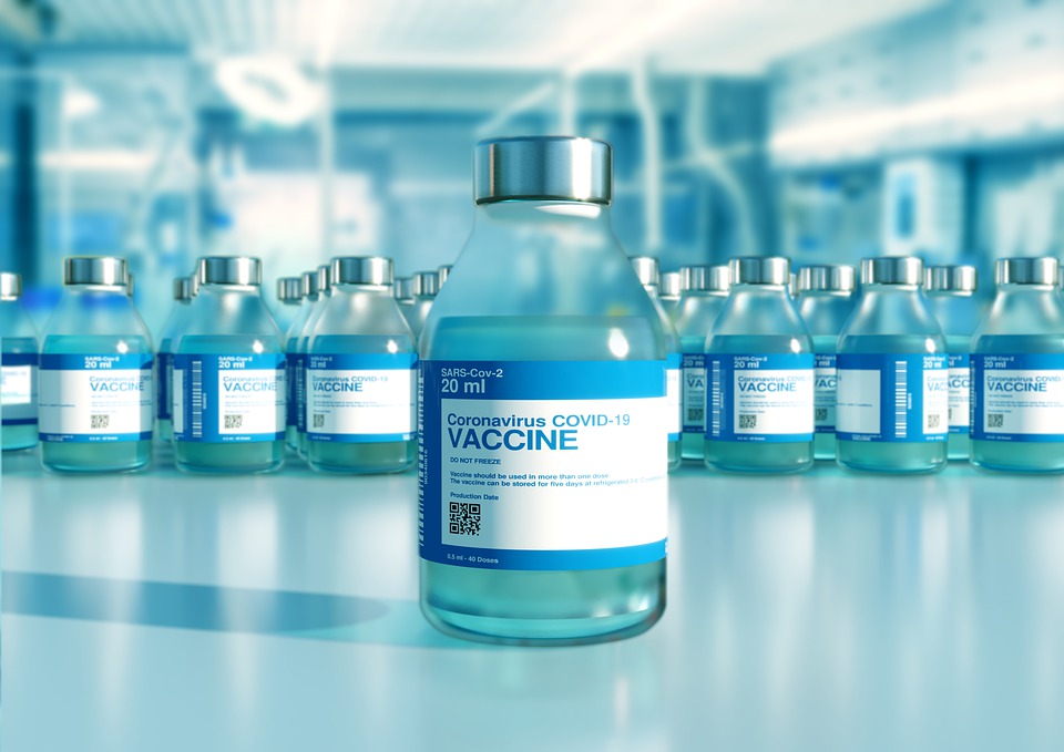 Koronawirus w NL: Jest lepiej, ale jeszcze za wcześnie na kasację obostrzeń 10 vaccine 5897391 960 720