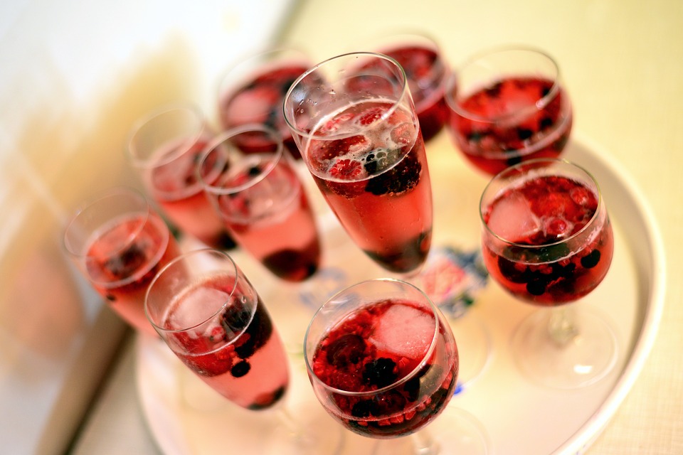 200% normy, czyli Agunia w Holandii. Epizod drugi: Pierwszy dzień pracy (2) 16 champagne 4075806 960 720