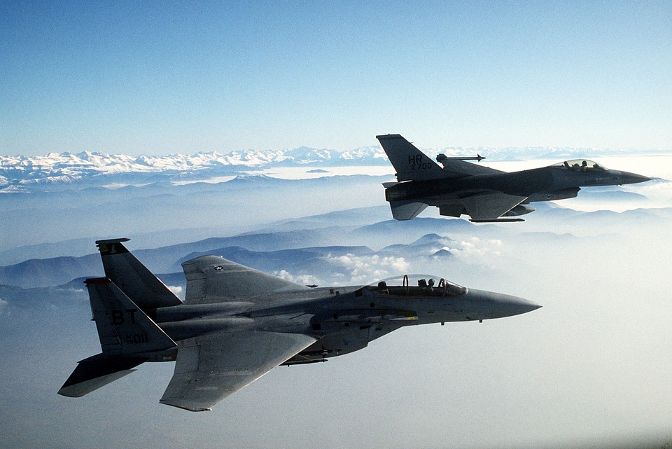 Holenderscy politycy o ataku na Ukrainę: Rosja zapłaci wysoką cenę 10 fighter jets 1008 960 720