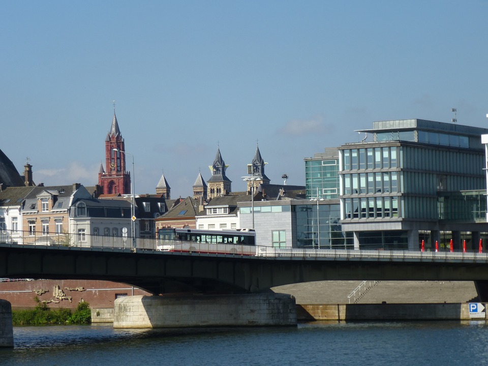 Maastricht: Obywatele €uropy rozmawiają o przyszłości wspólnoty 10 maastricht 426109 960 720