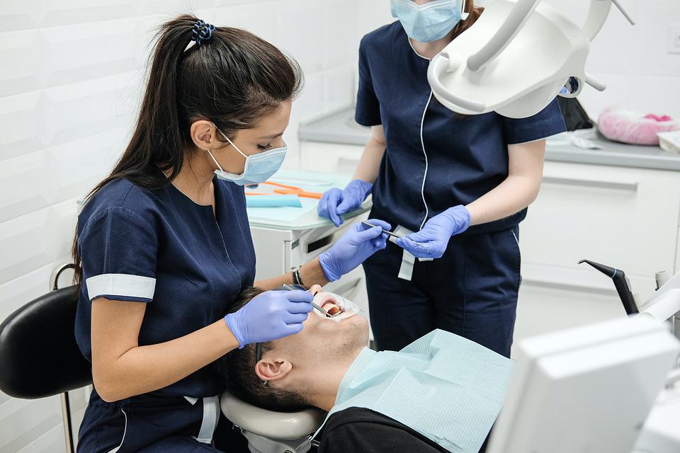 Ból i wysokie rachunki: Co 10 mieszkaniec Holandii unika dentysty! 10 best dental near me 5925761 960 720