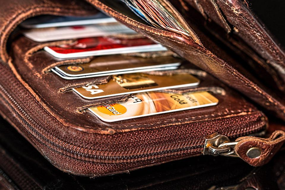 Ile zarabia przeciętny Holender? 8 wallet 908569 960 720