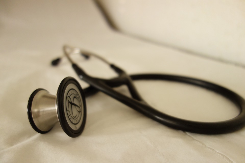 8% czy więcej? Już wiemy, o ile podrożeją składki zdrowotne na przyszły rok! 10 stethoscope 2359757 960 720
