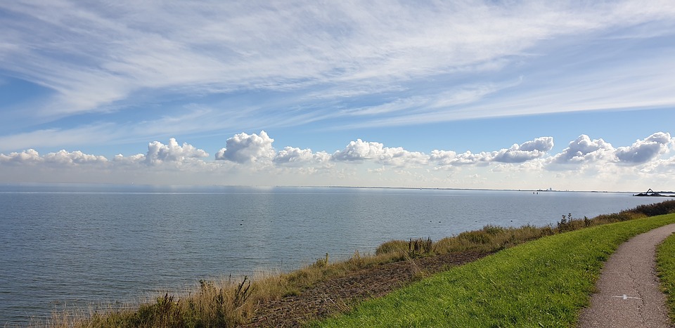 Kilometry nielegalnych sieci skonfiskowanych na Markermeer 8 dyke 7493021 960 720