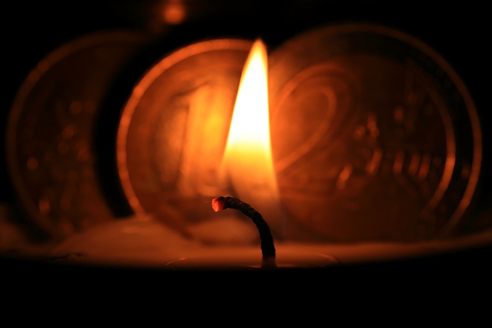 ING: Prawie wszyscy (84%) obawiają się spadku siły nabywczej 11 flame 7432836 960 720