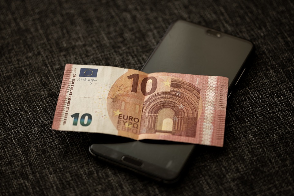Holandia: Płaca minimalna wyższa o ponad 10% 9 euro 6771150 960 720