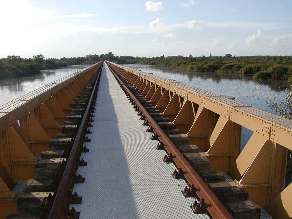 Czy to naprawdę Holandia? (4/5) 10 1280px Moerputtenbrug03