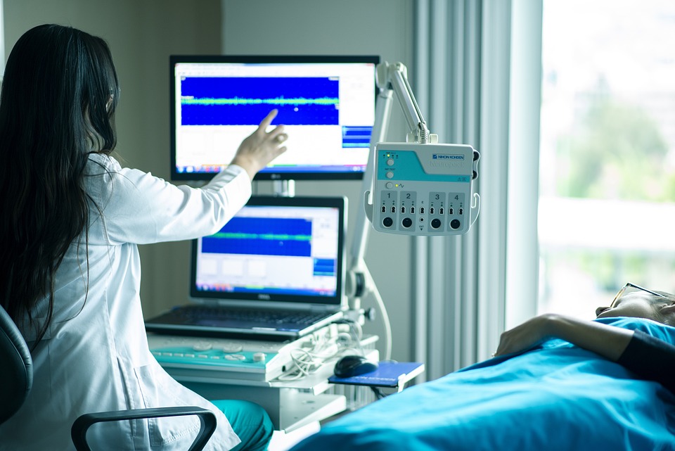 Podstawowe ubezpieczenie w NL `2023: Antykoncepcja za darmo, witamina D poza pakietem 9 medical equipment 4099429 960 720