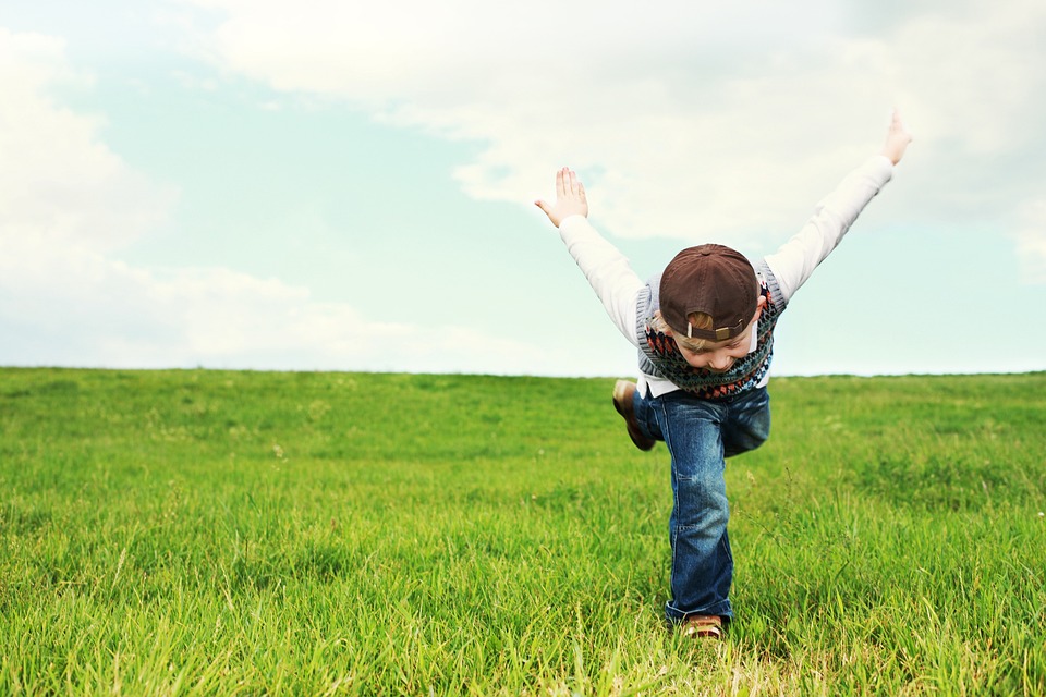Uwaga na zmianę czasu! To już w ten weekend! 9 childhood 1884281 960 720