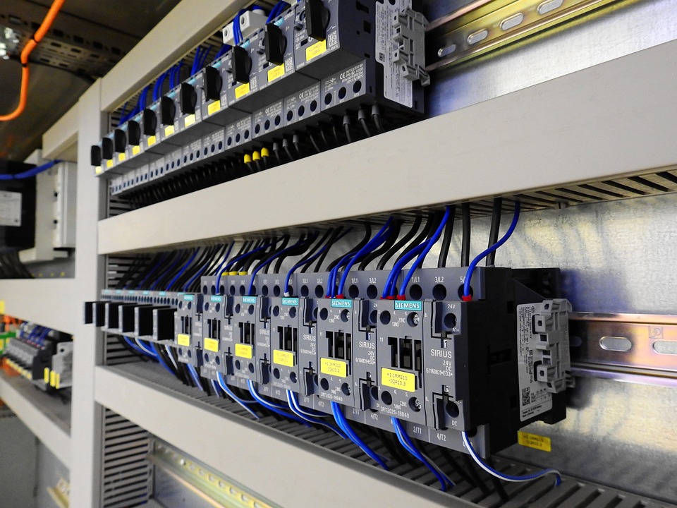 Holandia: Kiedy zapadnie ciemność (chociaż prądu jest pod dostatkiem)? 11 control cabinet 2147370 960 720