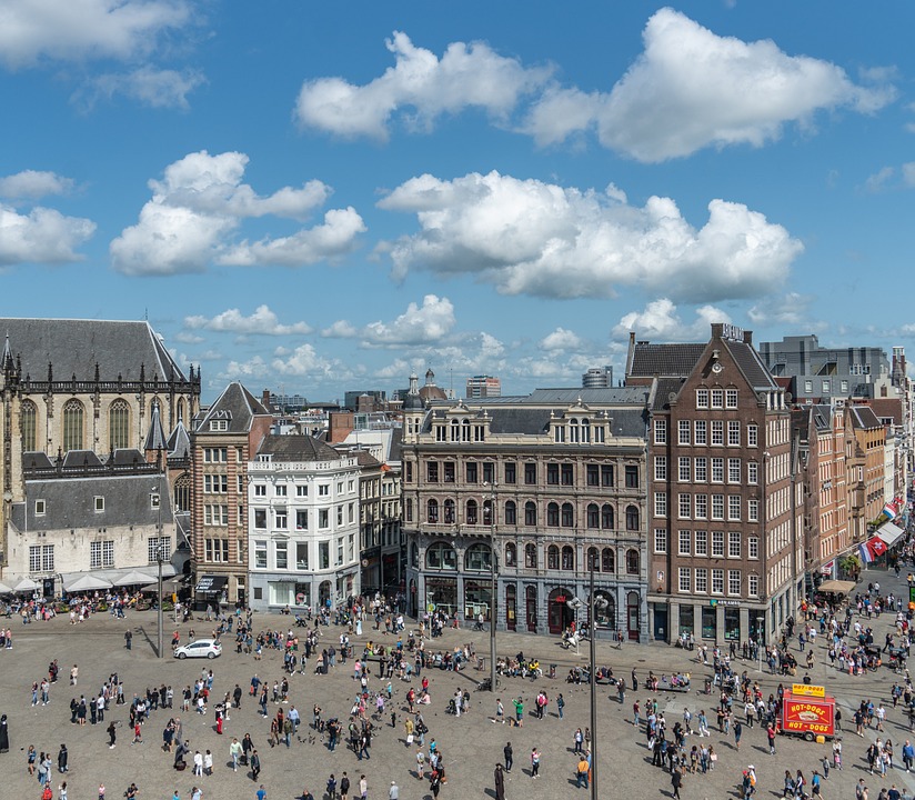 Amsterdam na końcu listy europejskich miast do zwiedzenia. Powód zaskakuje... 10 amsterdam 4447145 960 720