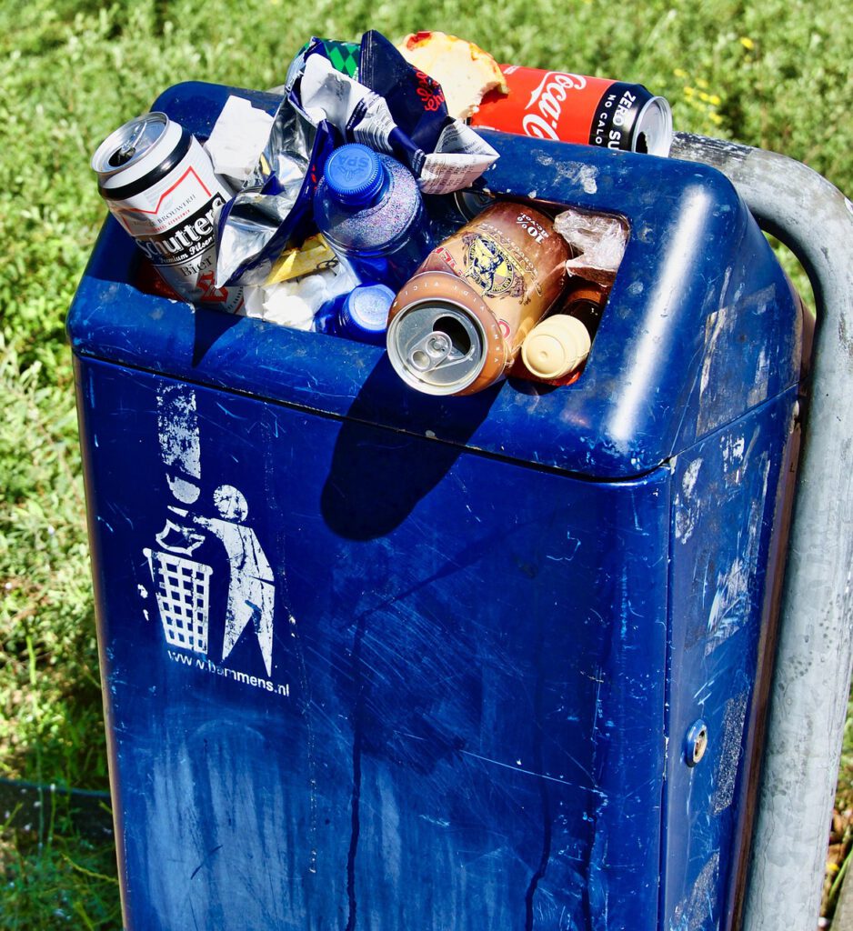 garbage can 6783191 1280