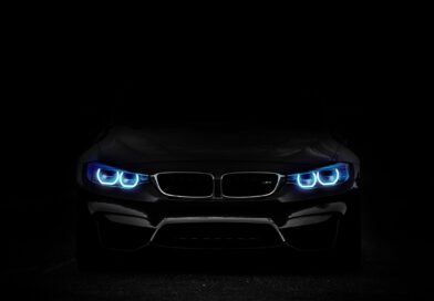 Holandia BMW policja 2023 oświetlenie mandaty