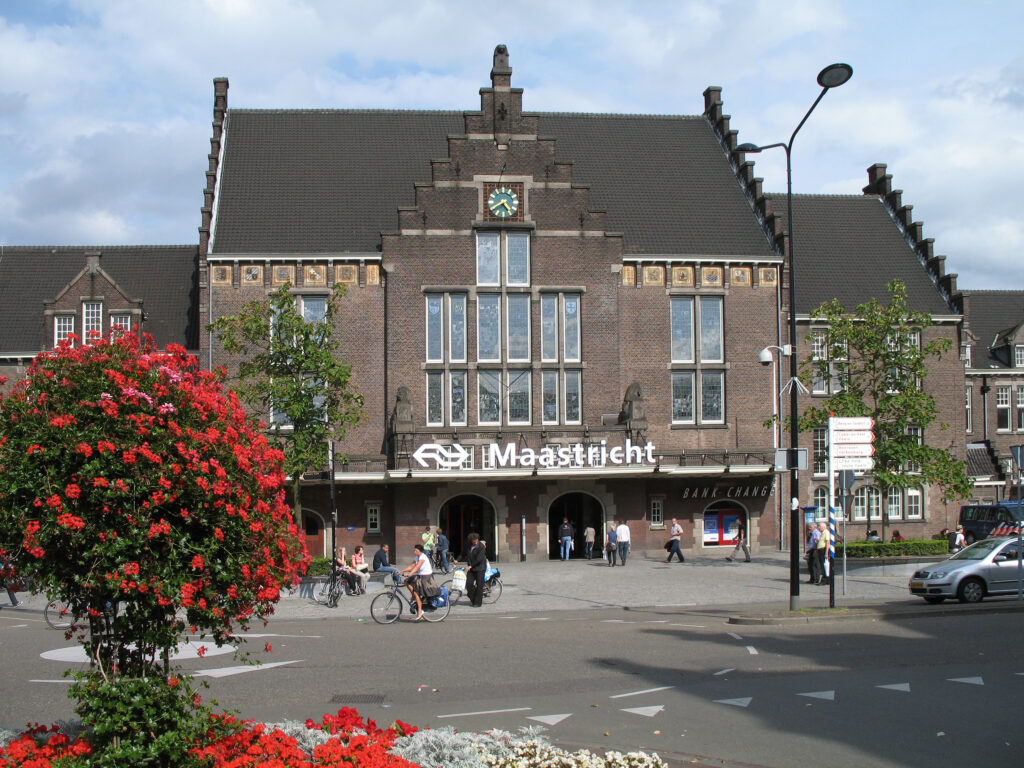 Maastricht Station R01