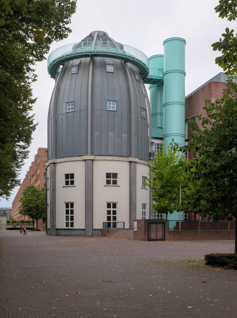 Rocket shaped cupola of the Bonnefantenmuseum in Maastricht Centrum DSCF7938