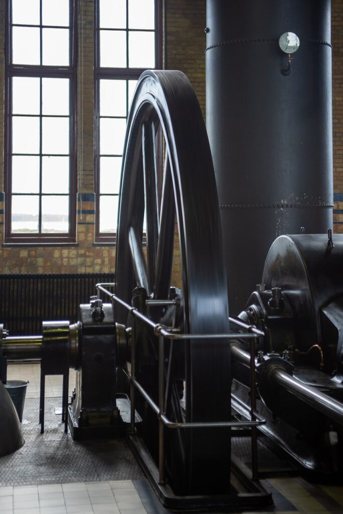 steam engine 4529004 1280