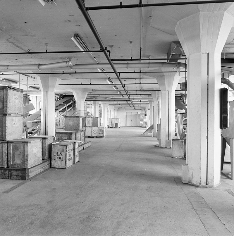Interieur opslagplaats voor thee Rotterdam 20191800 RCE