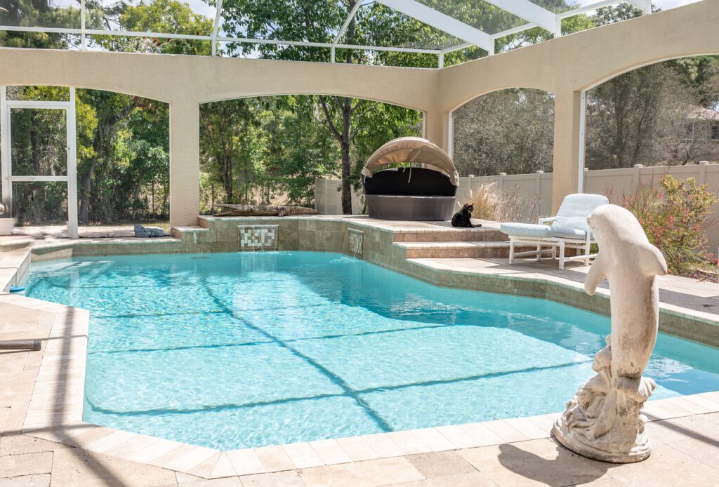 pool 4094230 1280