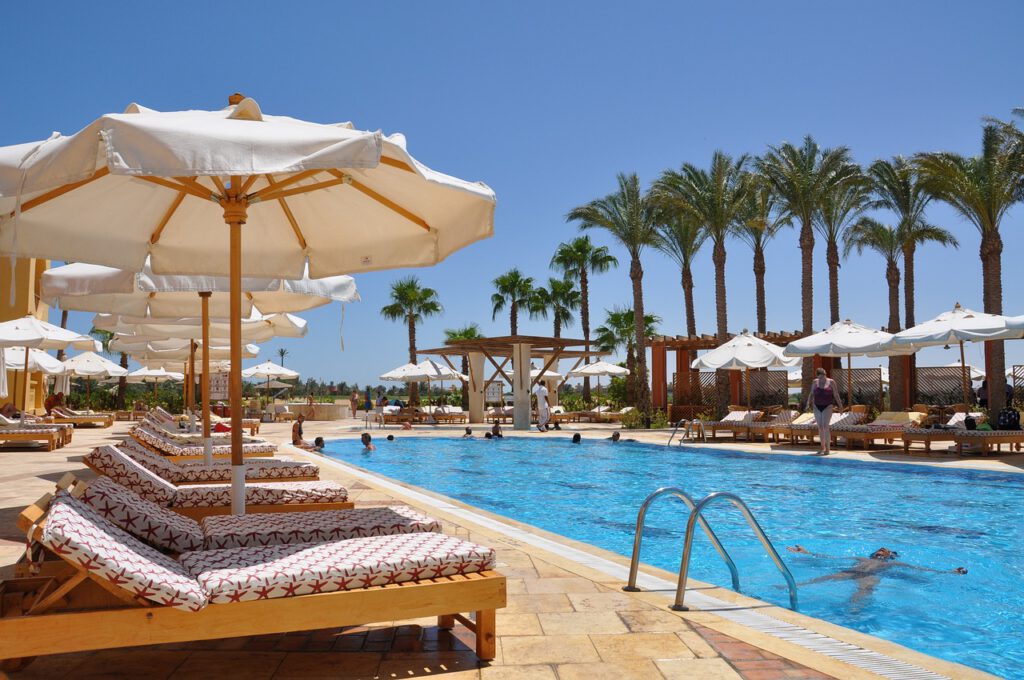 pool 191972 1280