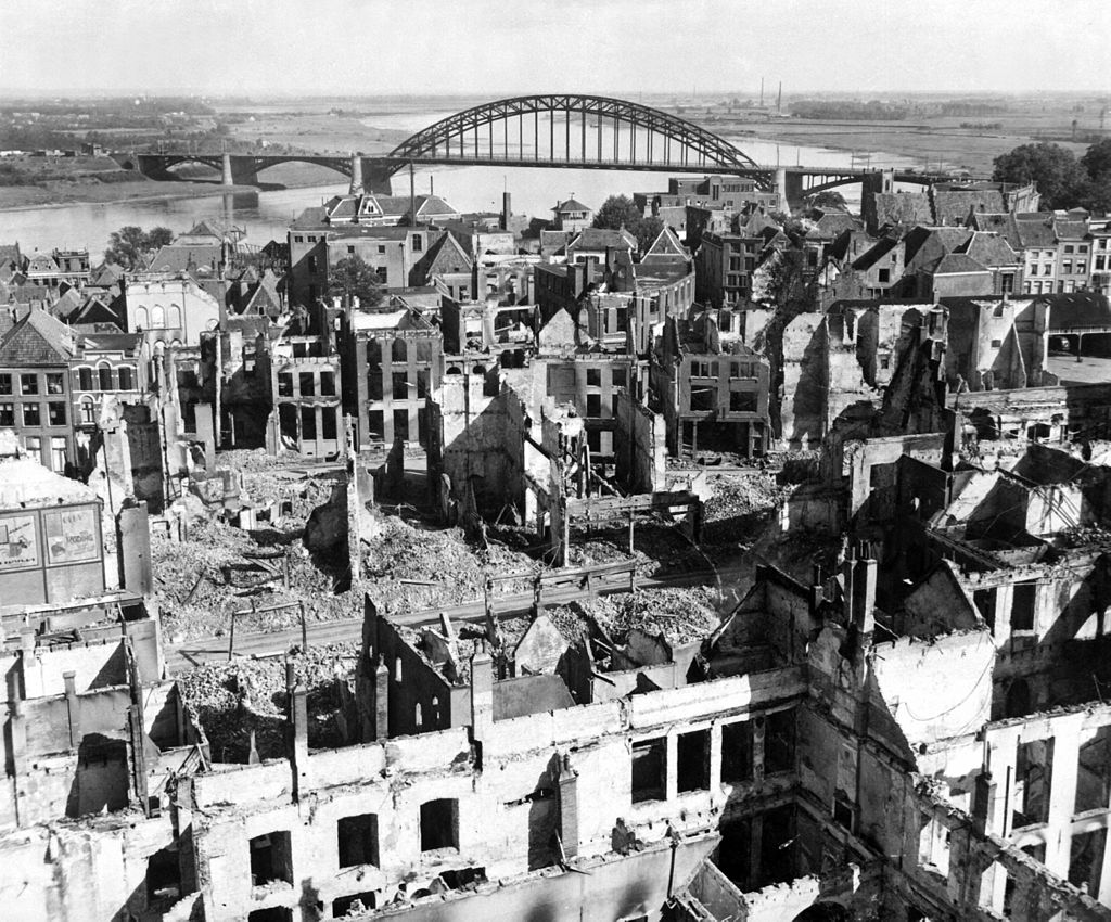 1024px Market Garden Nijmegen and the bridge